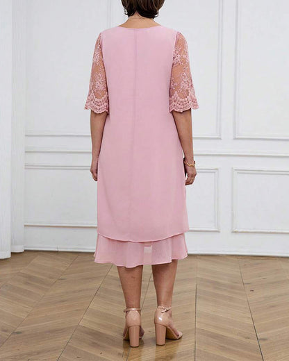 Modisches und elegantes Spitzenkleid mit mittellangen Ärmeln