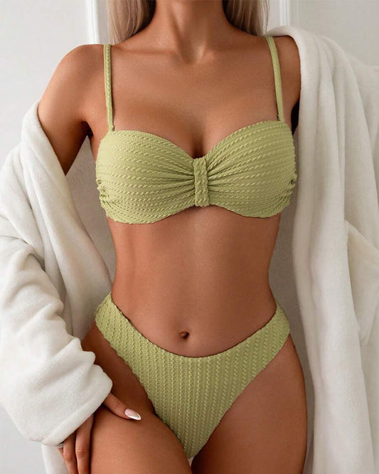 Bikini a triangolo plissettato senza spalline in tinta unita