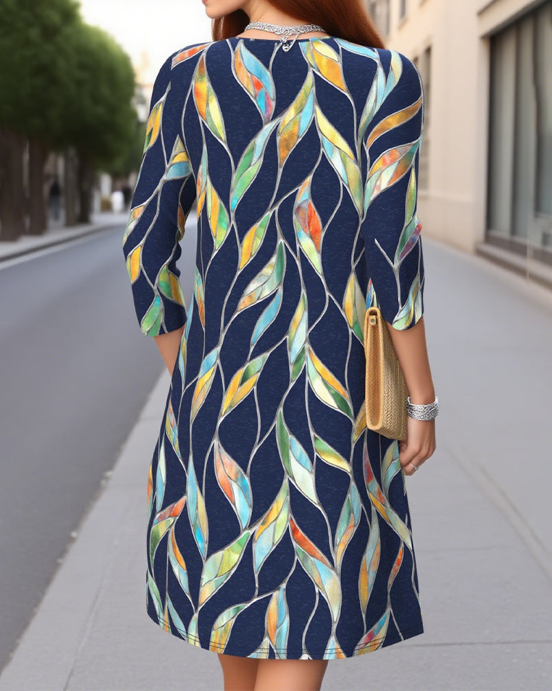 Einzigartiges Kleid mit Farbblockdesign und Knopfakzent