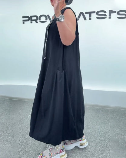 Abito oversize senza maniche con stampa di lettere
