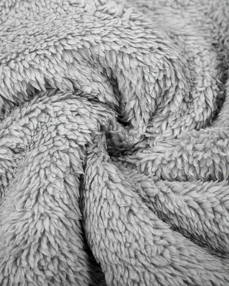 Tuta spessa e pelosa foderata in pile