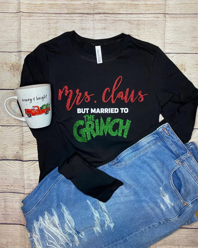 Mrs. Claus But Married to The Grinch Women’s Long Sleeve Sweatshirt 2024 f/w christmas Grinch sweatshirts