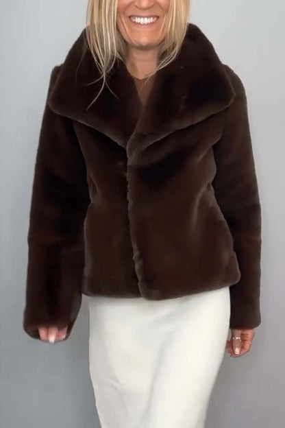 Women's Fashionable Solid Color Lapel Faux Fur Winter Short Coat Coats Tops